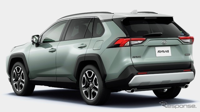 トヨタRAV4アドベンチャー 4WD（アッシュグレーメタリック×アーバンカーキ