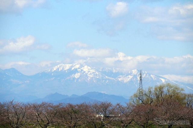 遠くに那須連山が見える穏やかな中で体験会は進められた