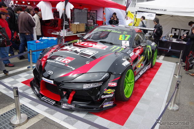 新型「GRスープラ」のカスタムモデルも展示された「モーターファンフェスタ2019 in 富士スピードウェイ」(HKSブース)