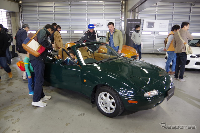 マツダは歴代ロードスターを展示(モーターファンフェスタ2019 in 富士スピードウェイ)