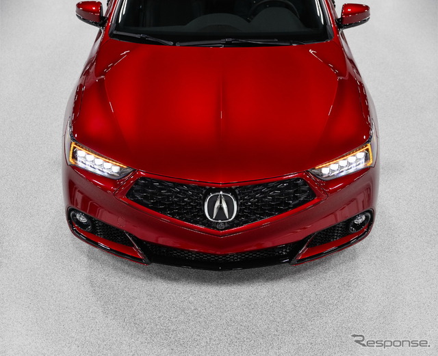 アキュラ TLX の PMCエディション