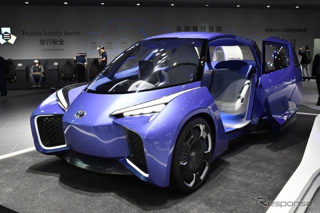 トヨタのEVコンセプトカー、ロンバス(上海モーターショー2019)