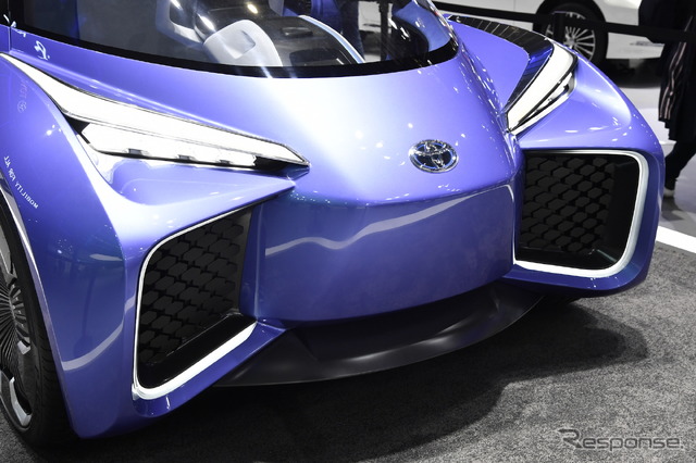 トヨタのEVコンセプトカー、ロンバス(上海モーターショー2019)