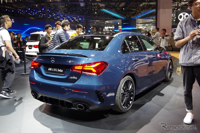 メルセデスAMG A35L 4MATICセダン（上海モーターショー2019）