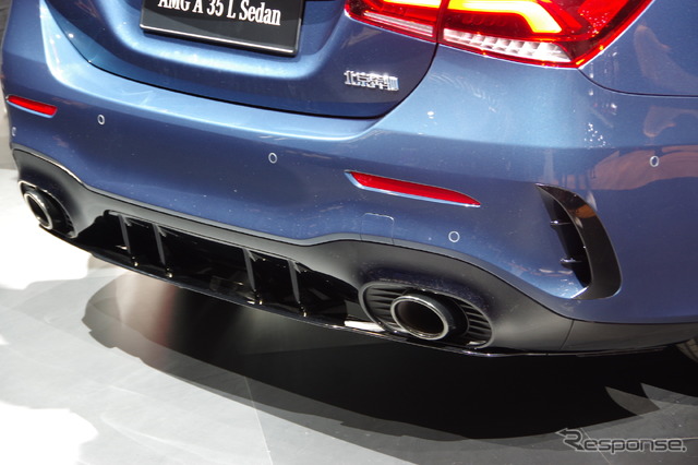 メルセデスAMG A35L 4MATICセダン(上海モーターショー2019)