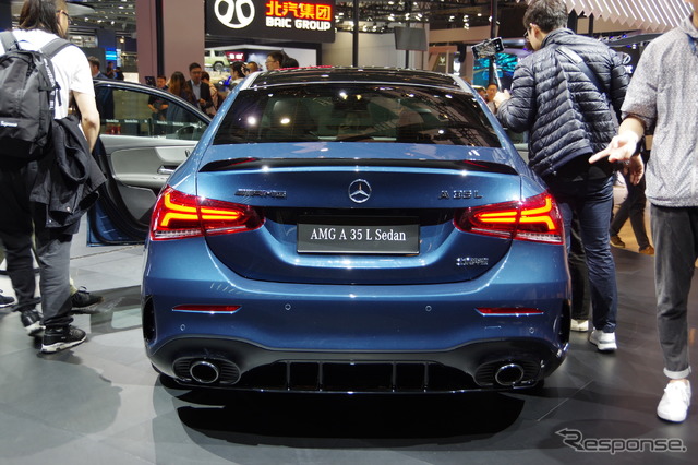 メルセデスAMG A35L 4MATICセダン（上海モーターショー2019）