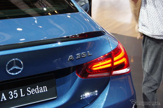 メルセデスAMG A35L 4MATICセダン(上海モーターショー2019)