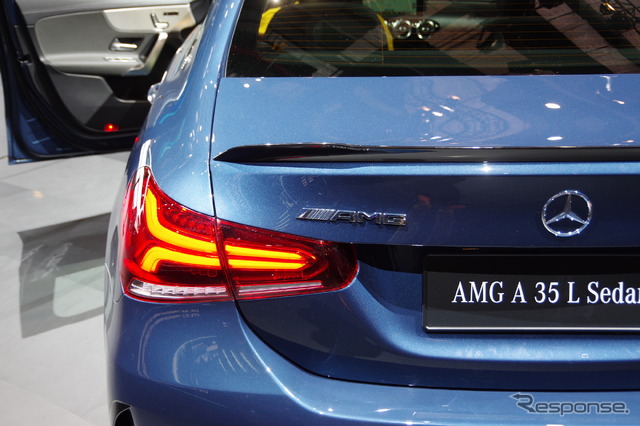 メルセデスAMG A35L 4MATICセダン(上海モーターショー2019)