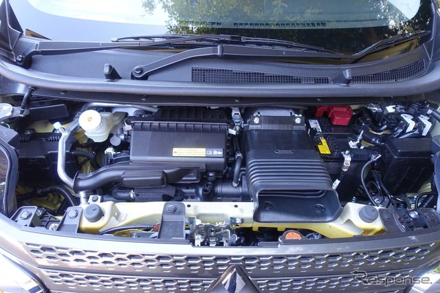 三菱 ekクロス(ターボ 4WD)