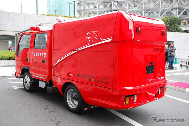 多機能型消防車、登場…消防団に助っ人