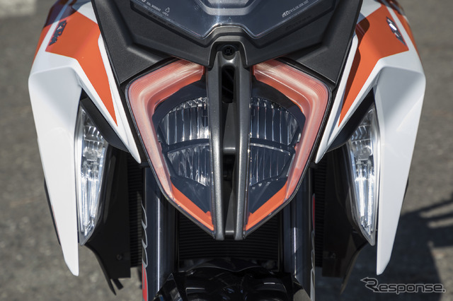 KTM 1290スーパーデュークGT