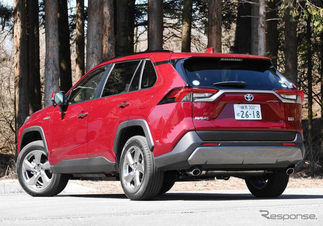 トヨタ RAV4ハイブリッド 新型