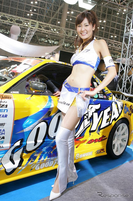 【東京オートサロン08】コンパニオン写真蔵…グッドイヤー その2