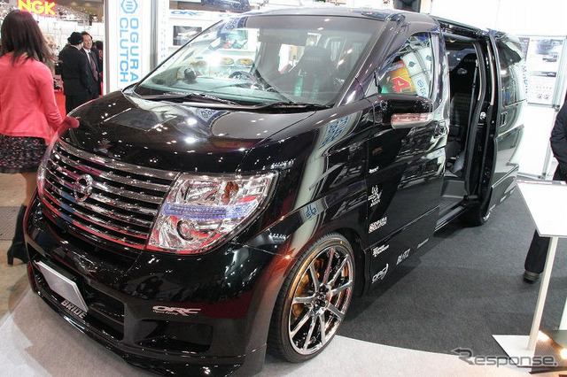 【東京オートサロン08】写真蔵…小倉クラッチ エルグランド