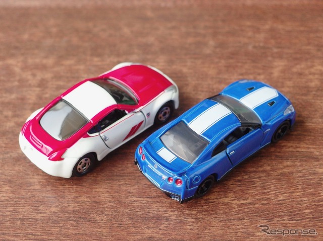 トミカ日産 GT-R 50thアニバーサリー(青)&フェアレディZ 50thアニバーサリー(赤×白)