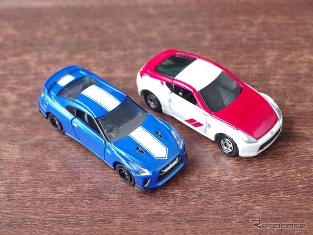 トミカ日産 GT-R 50thアニバーサリー(青)&フェアレディZ 50thアニバーサリー(赤×白)