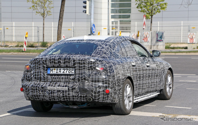 BMW i4 プロトタイプ(スクープ写真)