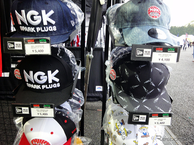 SUPER GT 第2戦 富士スピードウェイに出店したNGK/NTKブース