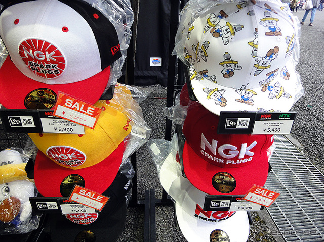 SUPER GT 第2戦 富士スピードウェイに出店したNGK/NTKブース