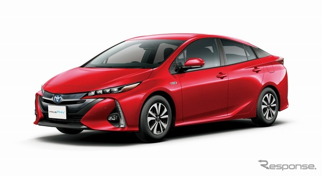 トヨタ プリウスPHV A(エモーショナルレッドII)