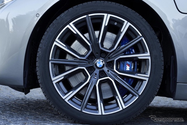 BMW 7シリーズ 新型(745Le xDrive)