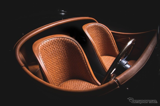 フルレストアされたジャガー XK120(1954年製)