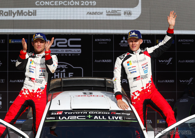 WRCチリ戦を制したトヨタのタナク(右)。左はコ・ドライバーのM.ヤルヴェオヤ。