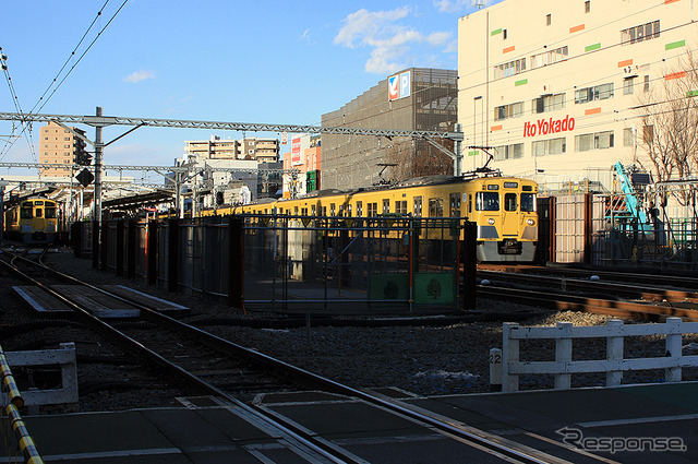 連続立体交差工事がすすむ東村山駅とその周辺