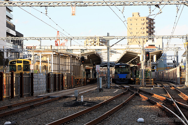 連続立体交差工事がすすむ東村山駅とその周辺