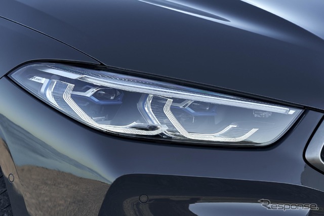 BMW 8シリーズコンバーチブル(M850i xDriveコンバーチブル)