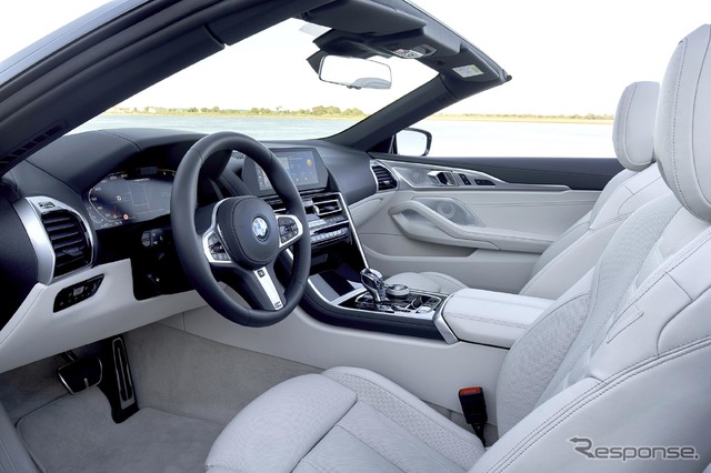 BMW 8シリーズコンバーチブル(M850i xDriveコンバーチブル)
