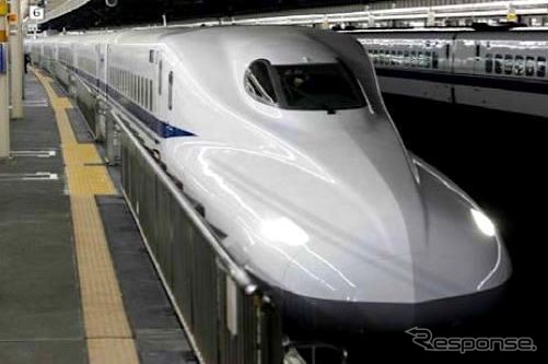 2005年にN700系の量産先行試作車「Z0編成」として登場し、2018年2月に引退したN700系X0編成。