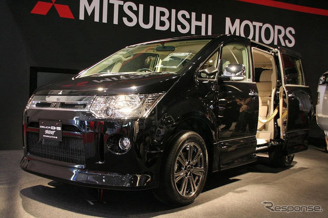 【東京オートサロン08】写真蔵…三菱 デリカD:5 ROADEST EXECUTIVE