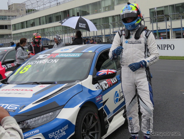 TCRジャパンのサタデー・シリーズ第1戦を制したのは、シビックに乗るM.ホーソン。