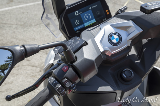 BMW C400X