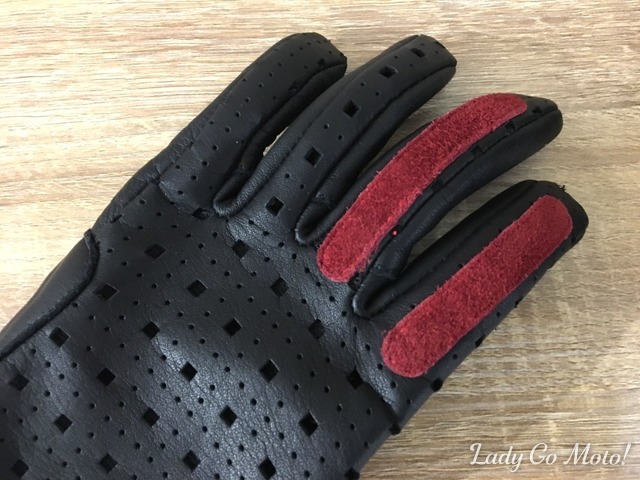 「Motorimoda」と「SHINICHIRO ARAKAWA」のコラボグローブがクール!