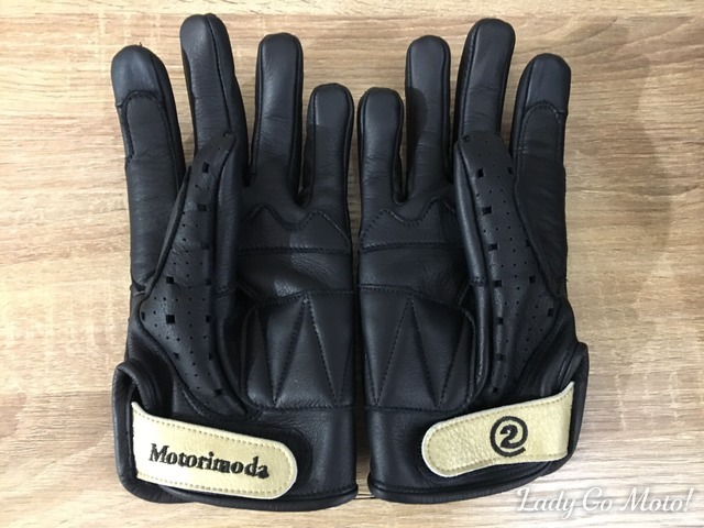 「Motorimoda」と「SHINICHIRO ARAKAWA」のコラボグローブがクール!