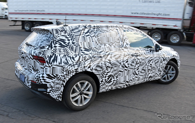 VW ゴルフ 新型 開発車両(スクープ写真)