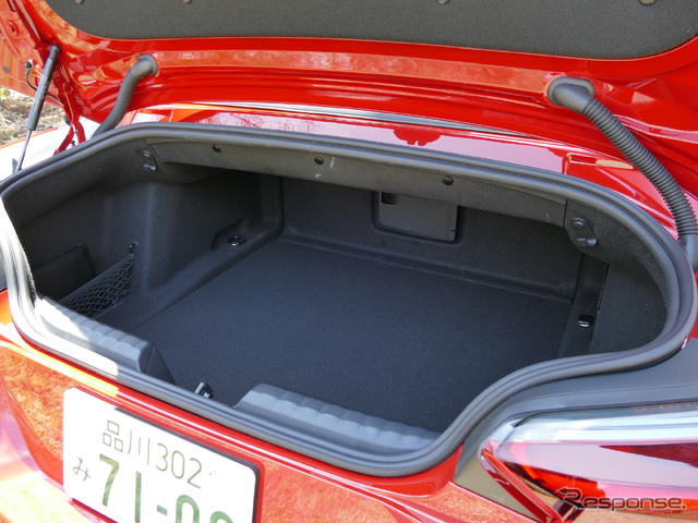 BMW Z4 新型(M40i)
