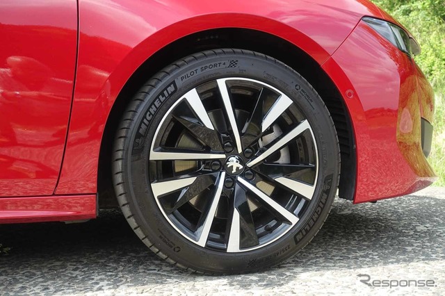 プジョー 508 新型(GT BlueHDi)