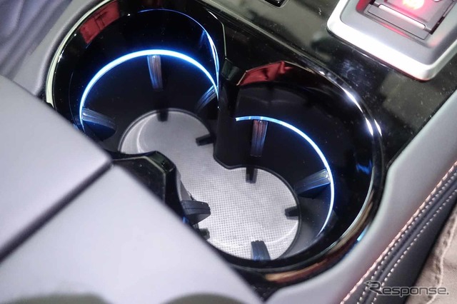 プジョー 508 新型(GT BlueHDi)