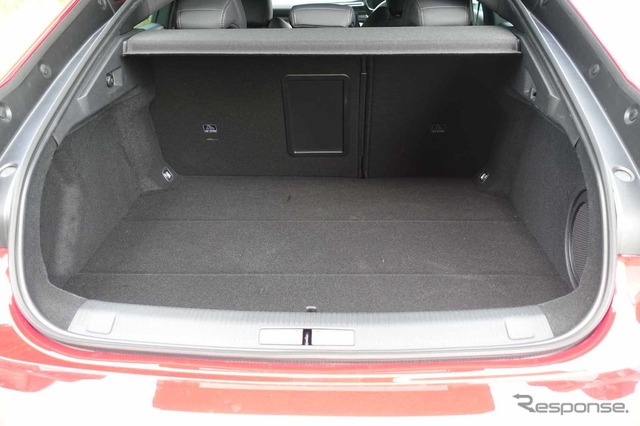 プジョー 508 新型(GT BlueHDi)