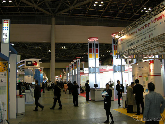 ナノテク08 開幕…海外企業の出展が約4割占める