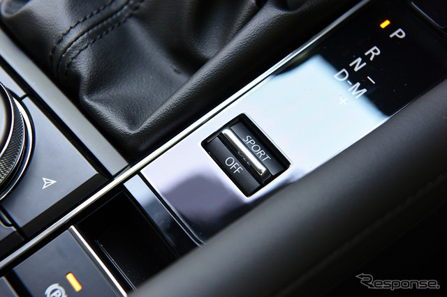 新型 マツダ3 セダン 20S L Package(黒革仕様)