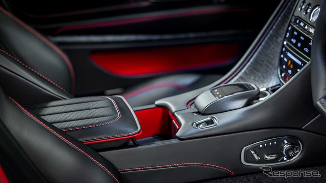 アストンマーティン DBSスーパーレッジェーラ の「オン・ハー・マジェスティズ・シークレット・サービス」(『女王陛下の007』)仕様