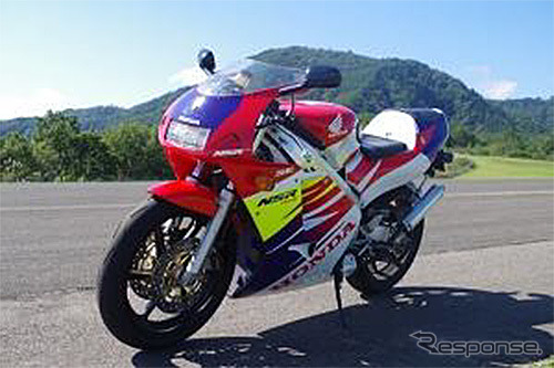 ホンダ NSR250R SE