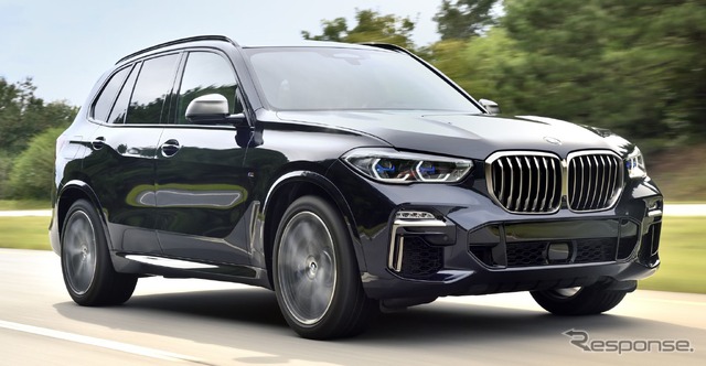 BMW X5 新型の「M50i」