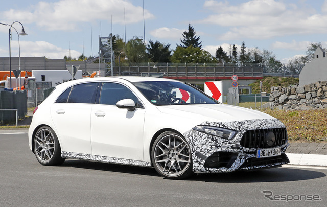 メルセデス AMG A45 新型スクープ写真　