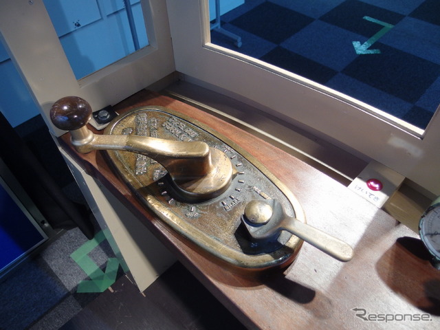 横浜市電保存館のフォトスポット。マスコン(主制御器ハンドル)は本物。(はたらくのりものコレクション2019)