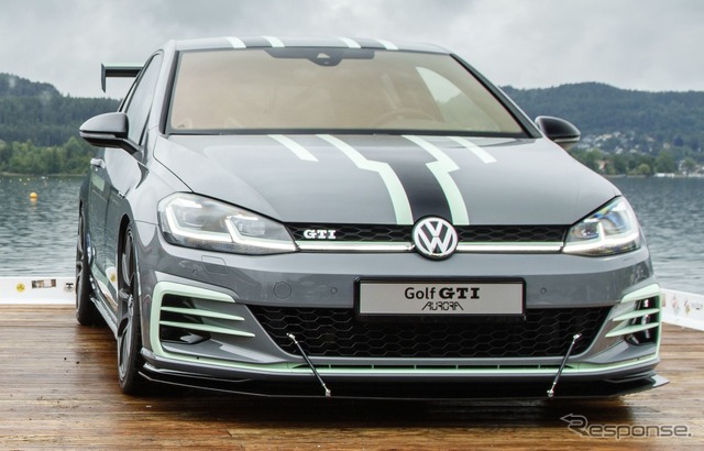 VW ゴルフ GTI オーロラ